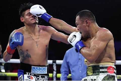 Charly Suarez (right) and Mexican Emanuel Navarrete are being eyed to get it on once again by Top Rank chief and Hall of Fame promoter Bob Arum in November or December.