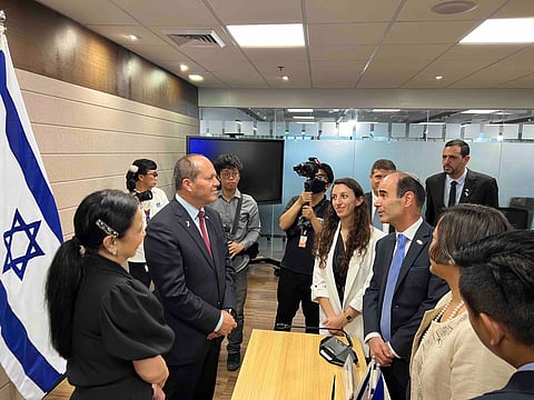 Trade Secretary Cristina Roque talks to the Israeli delegation, including Israeli Minister of Economy and Industry Nir Barkat and Israeli Ambassador Ilan Fluss, for a possible free trade agreement between the Philippines and Israel.