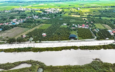 Three flood control projects worth a total of P178.8-million along the Pampanga River were completed to reinforce riverbanks and reduce overflow during heavy rains in the towns of San Isidro and Jaen in Nueva Ecija.