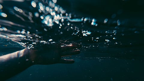 2 drowned Navy personnel on authorized leave
