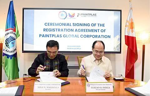 Philippine Economic Zone Authority director general Tereso Panga (right) and Paintplas President Nilo Magbanua, signed the Registration Agreement of the firm as a new Ecozone Export Enterprise at the LIMA ecozone in Malvar, Batangas.