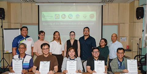A Memorandum of Agreement was signed for the creation of a multipartite monitoring team for Prime Infra’s 600-megawatt Wawa Pumped Storage Hydroelectric Power Project on July 31, 2025 in Antipolo City. (Seated from L-R): Antipolo City Environment and Waste Management Office Officer-in-Charge Engr. Rommel Daquioag, Prime Infra Regulatory Head for Hydropower Projects Miguel Marfil, Department of Energy – Renewable Energy Management Bureau (DOE-REMB), Hydropower & Ocean Energy Management Division Officer-in-Charge Ariel Fronda, Acting Municipal Mayor of San Mateo, Rizal Mary Grace Diaz, and Rizal Provincial Environment and Natural Resources Officer Ramil Limpiada.