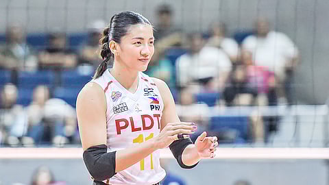 KIANNA Dy of PLDT has mixed feelings as she battles her former La Salle teammates in their sudden-death title clash with Chery Tiggo in the PVL On Tour. 