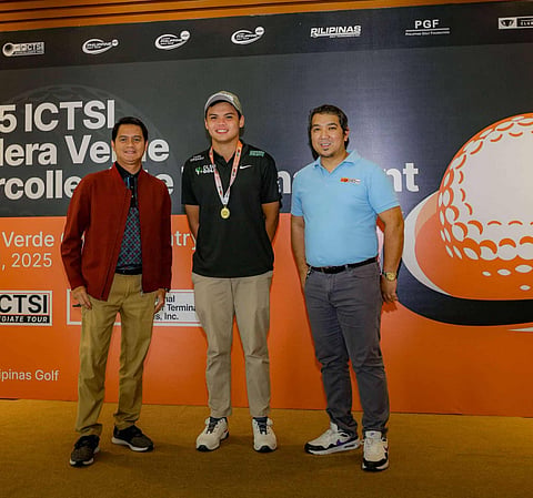 LA Salle-1 Zach Castro (center) poses with Pradera Verde Golf Operations manager Joey Seran (left) and ICTSI Media Relations head Ronnel Javier after clinching the individual title in Round 3 of the ICTSI Intercollegiate Tournament at Pradera Verde’s Pinatubo course recently. 