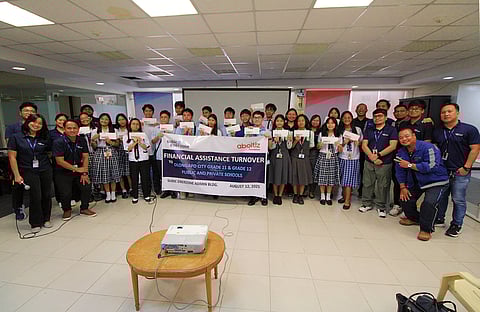 Some 20 scholars from the public and private schools in Olongapo City and in this Freeport were given financial assistance by the Subic EnerZone Corporation and the Aboitiz Foundation, Inc.