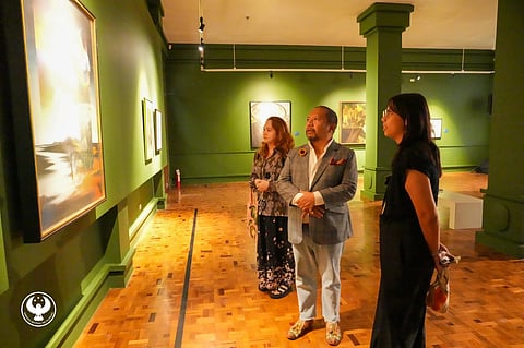 BSP’s Sophia Mae Pelagio giving DAILY TRIBUNE and a guest a tour of the exhibit.