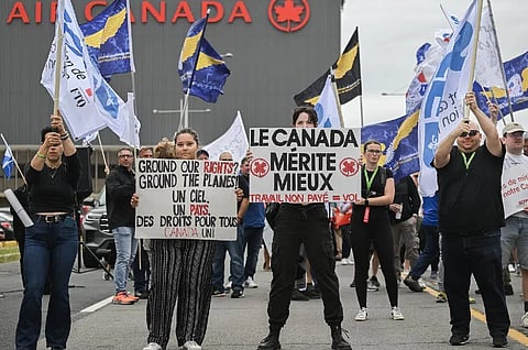 Air Canada union continues strike