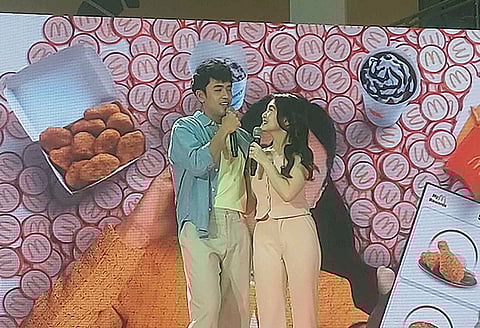 David Licauco and Barbie Forteza, better known as the love team 'BarDa,' at their recent launch as new fast food chain endorsers.