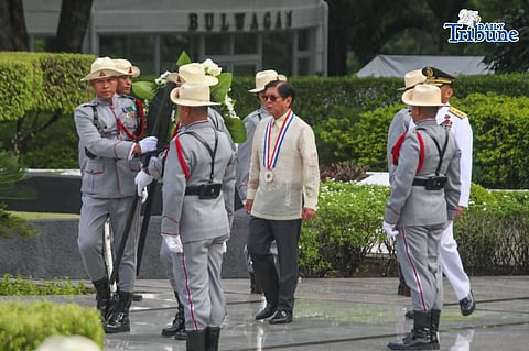Marcos calls on Filipinos to emulate heroes through service