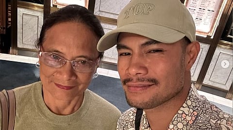 Singer Bugoy Drilon and his mom. 