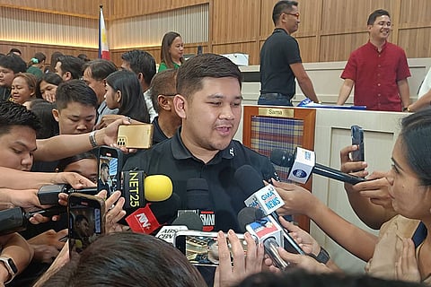 Rigo Duterte leads heroes’ 
day commemoration