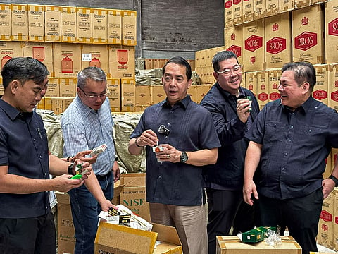 Bureau of Customs seized PHP605.29 million worth of smuggled cigarettes from China and Vietnam in a warehouse raid in Bulacan on Wednesday, 27 August 2025.

Boxes of illicit cigarettes were presented to the media by Customs Commissioner Ariel Nepomuceno inside Warehouse 6 of the Phil-Asia Industrial Compound in Plaridel town. The contraband was intercepted by the Manila International Container Port’s Customs Intelligence and Investigation Service (MICP-CIIS), led by chief Alvin Enciso.