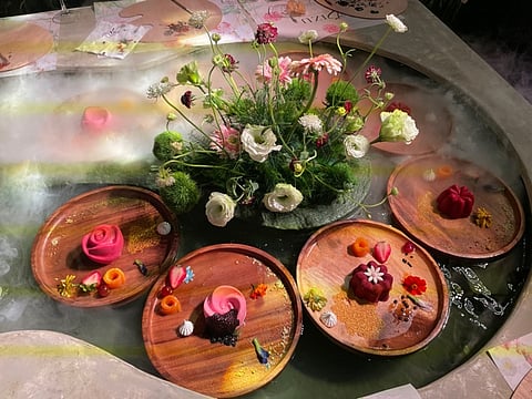 Details of Bizu catering’s central table.