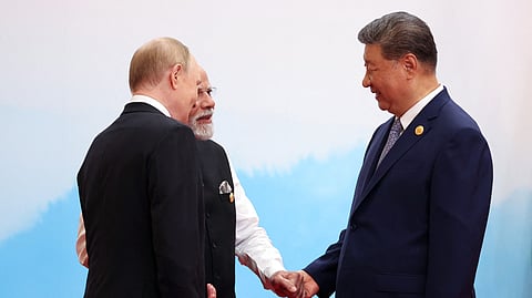 RUSSIA’s President Vladimir Putin (left) speaks with India’s Prime Minister Narendra Modi (center) and China’s President Xi Jinping during the Shanghai Cooperation Organization Summit in Tianjin on 1 September 2025.