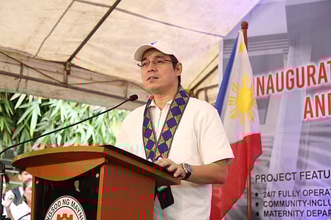Isko orders removal of duplicate street signs