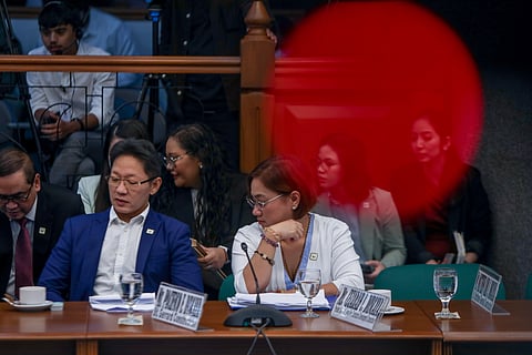 Pacifico "Curlee" Discaya and Cezarah "Sarah" Discaya (Aram Lascano)