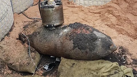 Vintage WWII bomb unearthed