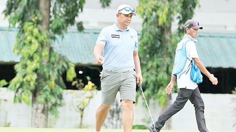 CLYDE Mondilla gets going coming home to tie Keanu Jahns for the lead in the ICTSI Negros Classic at Negros Occidental Golf and Country Club on Wednesday.
 