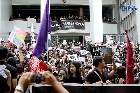 (September 12 2025) Thousands of college Students and youth groups walk out of their classes and stage a Black Friday protest at the University of the Philippines Diliman in Quezon City on Friday, September 12, 2025. To protest of the alleged corruption in government projects and demand a higher education budget amid massive cuts and stalled infrastructure. Photo/Analy Labor
