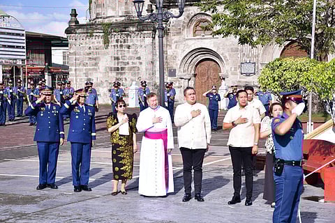 Sandiganbayan Associate Justice Maria Theresa Arcega was the guest of honor at the Malolos Congress, with Governor Daniel Fernando and Vice Governor Alexis Castro leading the ceremony, along with Police Regional Office 3 Director PBGEN Ponce Rogelio I. Peñones Jr., and Bulacan PPO Director PCOL Angel Garcillano during the commemoration of the 127th Anniversary of the Malolos Congress.