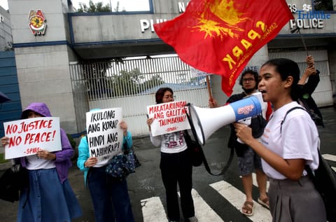 (September 22 2025) Militant group Samahan ng Progresibong Kabataan (SPARK) trooped to Philippine National Police  Camp Crame in Quezon City on Monday September 22 2025, calling for the immediate release and thorough investigation of all citizens detained during the protest in Manila yesterday. Photo/Analy Labor
