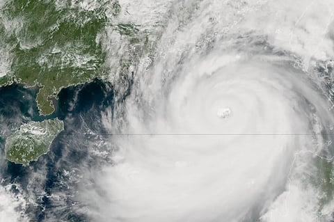 Schools shut, flights canceled as typhoon ‘Ragasa’ nears Hong Kong