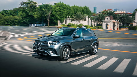 THE GLE 400 e PHEV brings AMG styling and a bold stance to city roads.