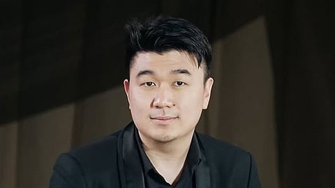 
LED visuals designer and visuals director for live events 
Gelvin Hernandez.