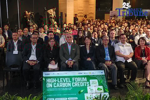 Augusto Zobel de Ayala, Vice Chairman of the Makati Business Club (MBC) and Chairman of the Philippines–Singapore Business Council, welcomed participants to the High-Level Forum on Carbon Credits on October 2, 2025, at the Ayala Museum in Makati City.
 


The forum, hosted by the MBC, brought together policymakers, industry leaders, and experts to examine the current state of carbon markets and the growing Philippines–Singapore partnership under Article 6 of the Paris Agreement.


A key backdrop to the discussion was the August 2024 Memorandum of Understanding (MOU) on carbon credits cooperation, witnessed by Singapore President Tharman Shanmugaratnam and Philippine President Ferdinand R. Marcos Jr.
This MOU marked both countries’ commitment to developing a credible, high-integrity carbon market in the region.
Following the MOU, the Philippines and Singapore began negotiating an Implementation Agreement to enable the generation and transfer of carbon credits from mitigation projects in the Philippines.


Panel Discussion 1: Building the Philippine Carbon Market and the Role of the Philippines–Singapore Implementation Agreement featured Congressman Jose Manuel Alba, DENR Undersecretary Analiza Rebuelta-Teh, DOE Undersecretary Felix William Fuentebella, Singapore MTI Director Fam Wee Wei, and ADB Senior Market Development Advisory Specialist Ruchika Saluja.
This panel explored the legislative, regulatory, and regional frameworks needed to strengthen the Philippine carbon market while aligning with international standards.


Panel Discussion 2: Navigating the Philippine Landscape of the Carbon Market highlighted private sector and NGO perspectives.
Speakers included MBC Trustee Lito Tayag, ACEN President and CEO Eric Francia, Arkadiah CEO Reuben Lai, GenZero Investment Director Antoinette Li, and WWF Global Lead for Carbon Finance and Markets Taskforce Rueban Manokara.
This session emphasized the role of businesses, investors, and civil society in shaping market integrity, financing low-carbon transitions, and creating sustainable opportunities.


PHOTOS BY YUMMIE DINGDING