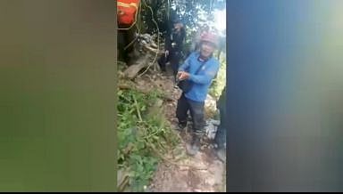 An alliance of Benguet indigenous peoples sounded the alarm over the alleged violence of security guards of a mining firm against the pocket miners in Itogon, Benguet.|Aldwin Quitasol.Photo grab from the video uploaded by Ramon Palingpingan Fianza.