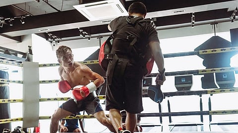 
Melvin Jerusalem swears he is not looking past South African challenger Siyakholwa Kuse as their 29 October showdown nears. 



