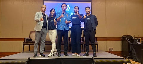 
PSC chairman Patrick ‘Pato’ Gregorio (middle) formally launches their tie-up with Elite Link aimed at boosting talent recruitment of national athletes. Joining Gregorio are (from left) ICT consultant for PSC Hans Bayaborda, Marianne Kho of Elite Link, former PSC commissioner Akiko Thomson and Elite Link general manager JP Campos.