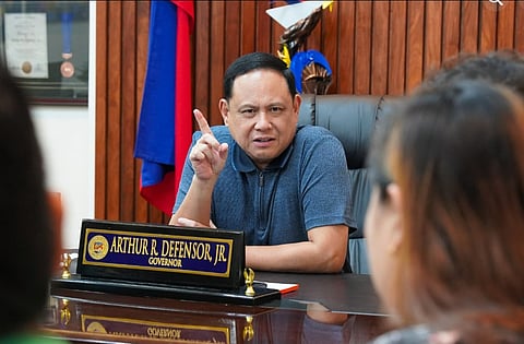 Governor Arthur Defensor Jr. confers with Phivolcs officials to enhance Iloilo’s readiness and coordination in responding to potential seismic hazards.