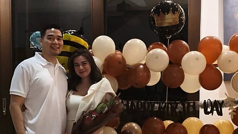 Vincent Co and Bea Alonzo. 