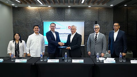 AdventEnergy and DITO contract signing. In photo (L–R): AboitizPower VP and Head of Retail Energy Sales, Solutions, and Services Gina Camacho-David; AboitizPower Head of Revenue Operations and AdventEnergy President James Yu; Aboitiz Equity Ventures President and CEO Sabin Aboitiz; DITO Telecommunity President and CEO Ernesto Alberto; Chief Revenue Officer Atty. Adel Tamano; and Chief Technology Officer Ret. MGen. Rodolfo Santiago during the ceremonial signing event.