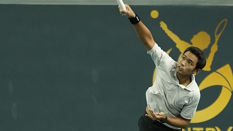 ARTHUR Craig Pantino rallies from the brink of defeat to shock AJ Lim, 2-6, 5-7, 6-4, 3-1(ret.), in the final of the Gentry National Tennis Open Championship on Sunday.   