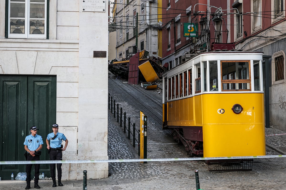 Crashed Lisbon funicular had faulty cable: official inquiry
