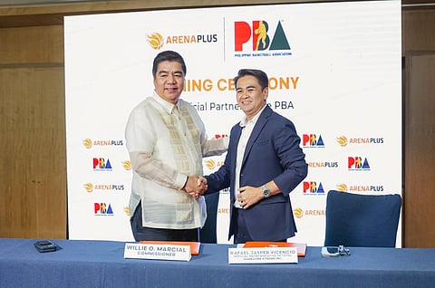 PBA Commissioner, Willie O. Marcial and ArenaPlus’ official representative, Rafael Jasper Vicencio.