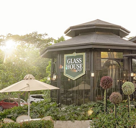  Glass House by Coffee Project.