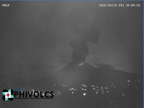 Mount Kanlaon remains at Alert Level 2