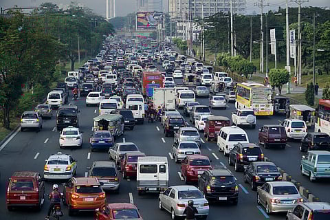 MMDA susupends number coding on the 31st