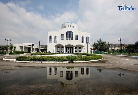 (October 28 2025) Families visit early to pay respect to their departed loved ones at newly built Baesa Columbarium in Quezon City on Tuesday, October 28, days before All Souls Day celebration. Photo/Analy Labor