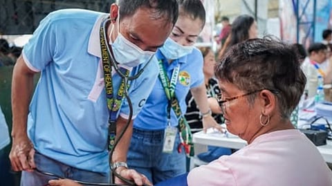 ‘Lab for All’ caravan invades Tanza