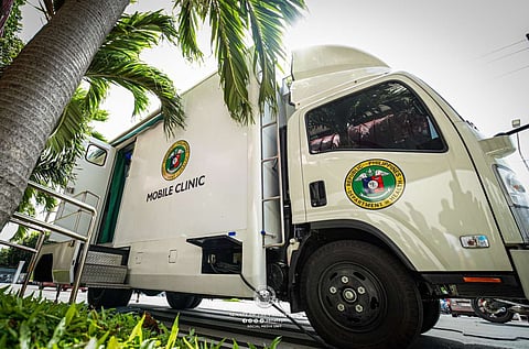 Senate opens mobile clinic