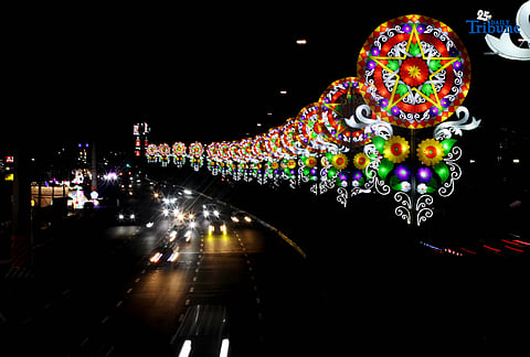 (November 08 2025) Giant lantern lights up at the Road in San Fernando, Pampanga a Lantern capital of the Philippines. Photo/Analy Labor