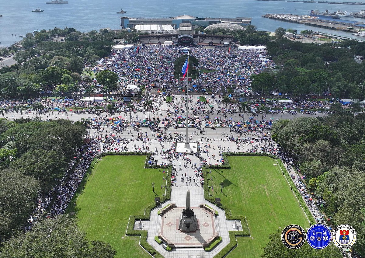 NCRPO chief shoos away own men in INC rally