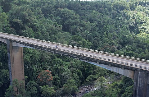 AUTHORITIES probe circumstances surrounding incident at Atugan bridge, La Fortuna crossing.