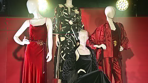 Natori employs seasonless innovation with fluid crepe knits that flirt with movement, techno crepe with sculptural intelligence, and shibori-inspired Japanese taffeta that adds a tactile, almost meditative depth.