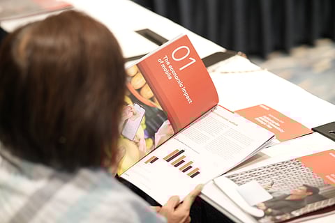 
GSMA officials and media partners engage in a roundtable discussion during the Digital Nation Summit Manila 2025 on 13 November at Manila Shangri-La, outlining the country’s digital progress and the industry’s coordinated efforts to strengthen cybersecurity and consumer protection.