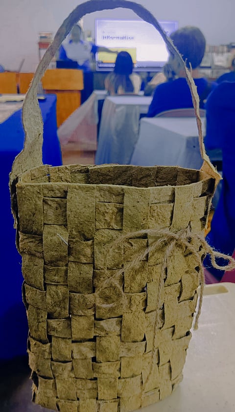 The Nueva Ecija University of Science and Technology (NEUST) Digdig Campus is pushing to use dayami or rice hay to make paper bags. 